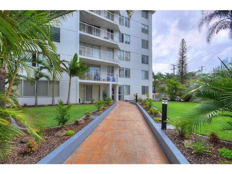 18/220 Surf Parade, Broadbeach QLD 4218