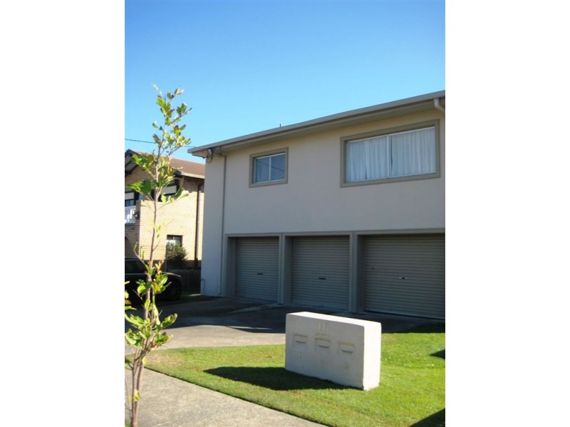 1/11 Hilda Street, Mermaid Beach QLD 4218