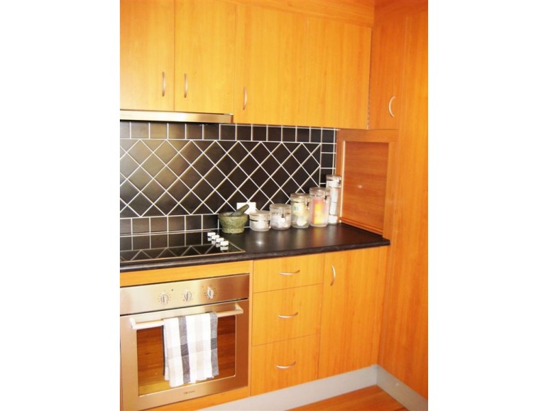 1/11 Hilda Street, Mermaid Beach QLD 4218