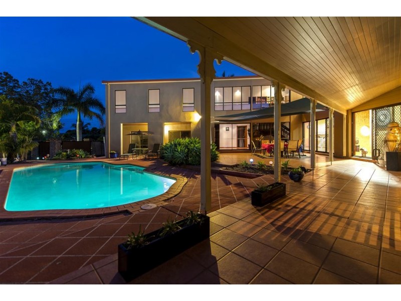 14 Bedara Court, Mermaid Waters QLD 4218