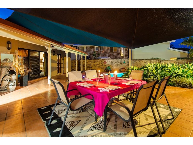 14 Bedara Court, Mermaid Waters QLD 4218