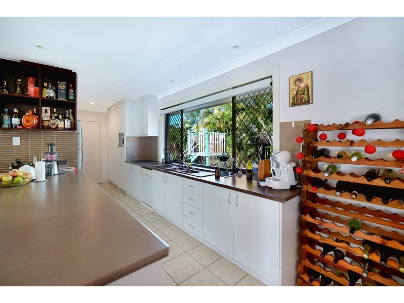 53 Arcadia Drive, Mermaid Waters QLD 4218