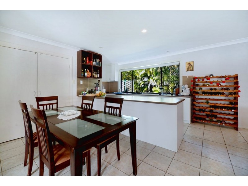 53 Arcadia Drive, Mermaid Waters QLD 4218