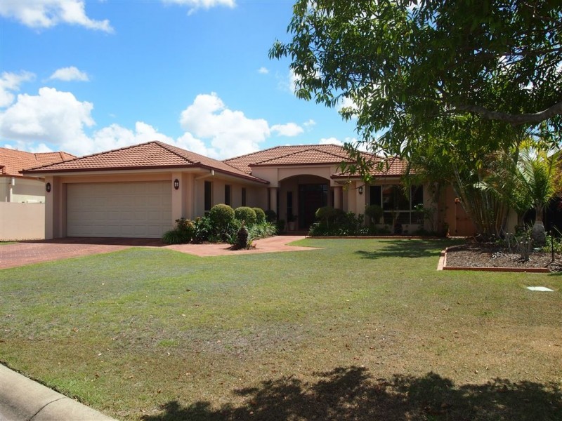 15 Windchimes Way, Hope Island QLD 4212