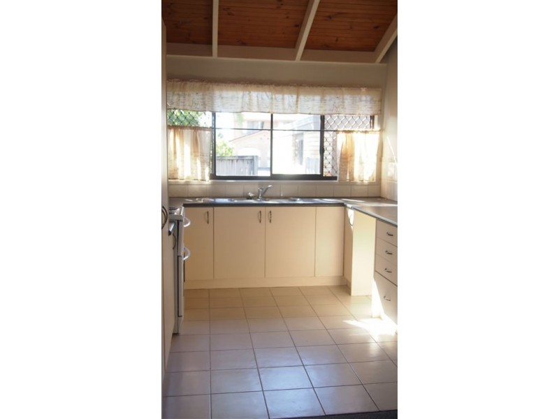 8/60 Karbunya Street, Mermaid Waters QLD 4218