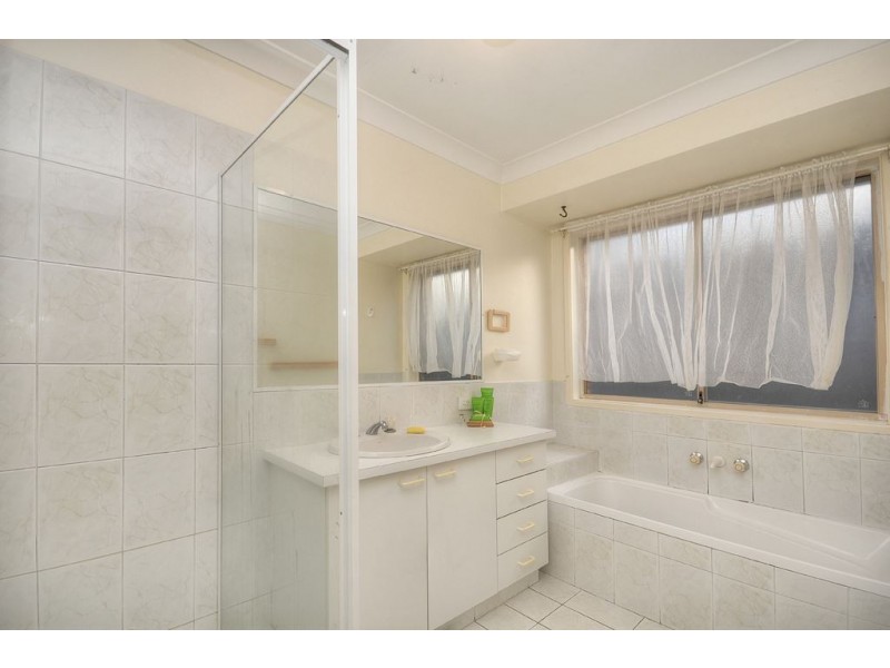 7 Yarandin Court, Worongary QLD 4213