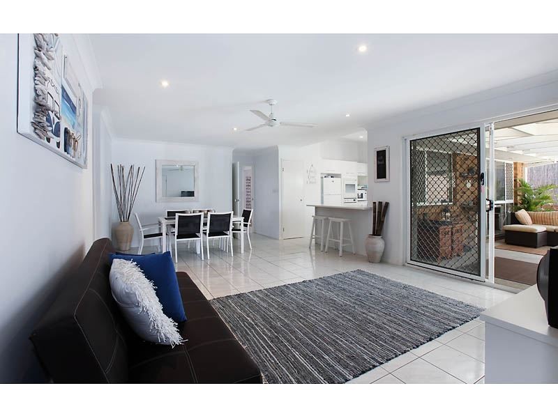 5 Tincurrin Court, Robina QLD 4226