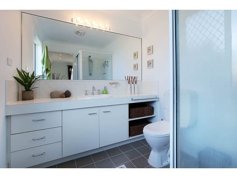 5 Tincurrin Court, Robina QLD 4226