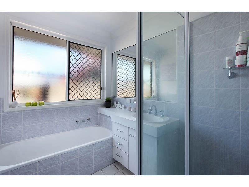 5 Tincurrin Court, Robina QLD 4226