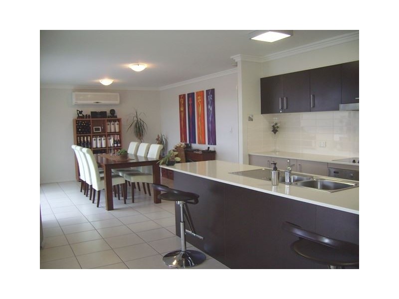 14/8 – 12 Proud Street, Labrador QLD 4215