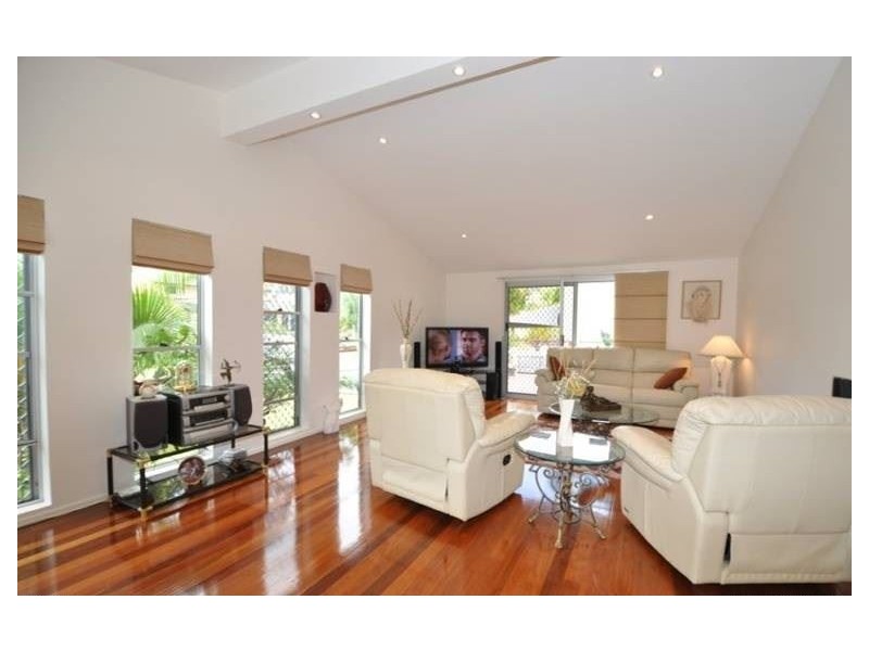 35 Horizon Avenue, Ashmore QLD 4214