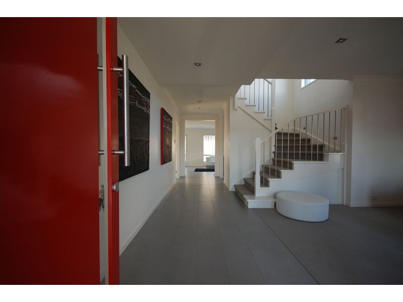 19 Barrington Street, Upper Coomera QLD 4209