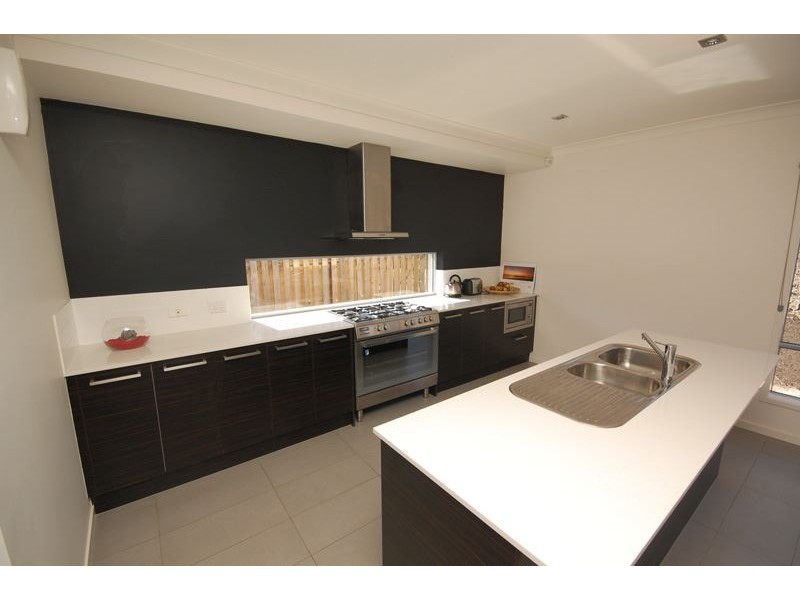 19 Barrington Street, Upper Coomera QLD 4209