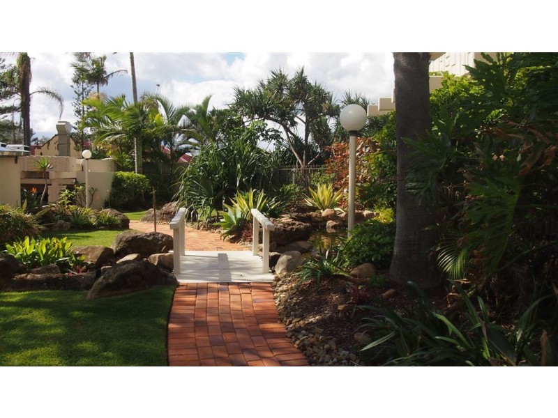 91/3645 “De Ville” Main Beach Parade, Main Beach QLD 4217