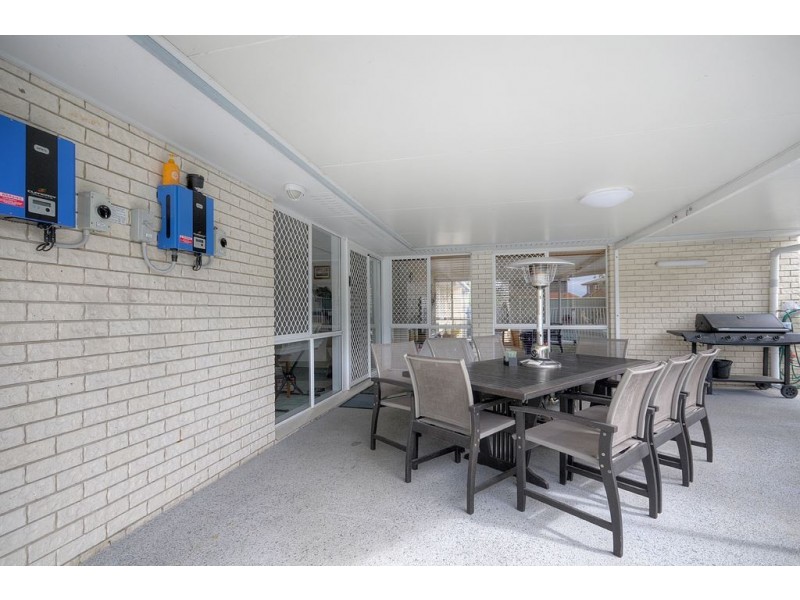 16 Avonbury Court, Carrara QLD 4211