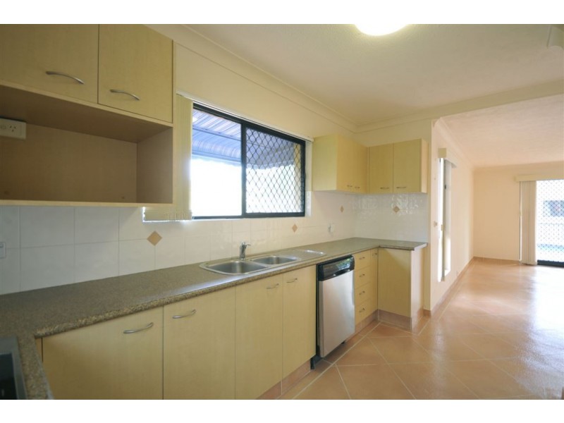 1/20 Duet Drive, Mermaid Waters QLD 4218