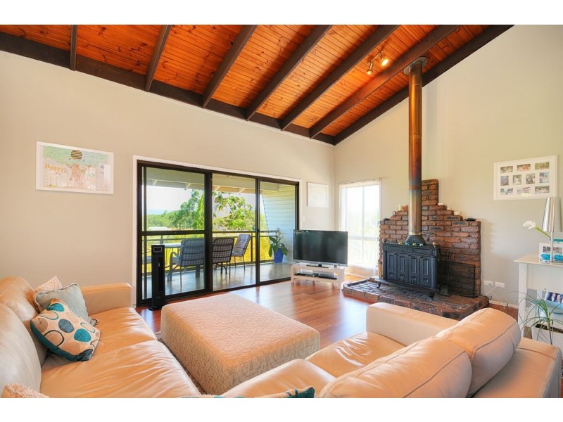 80 Plateau Crescent, Carrara QLD 4211