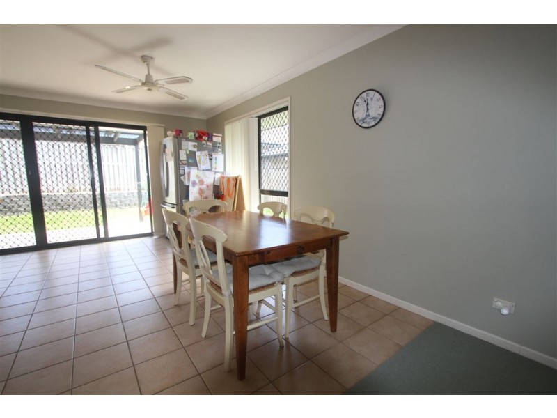 14 Seville Circuit, Burleigh Waters QLD 4220