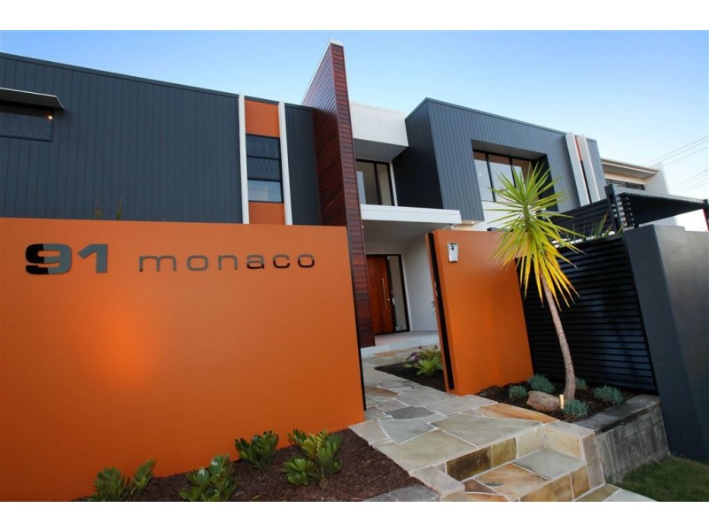 91 Monaco Street, Broadbeach Waters QLD 4218