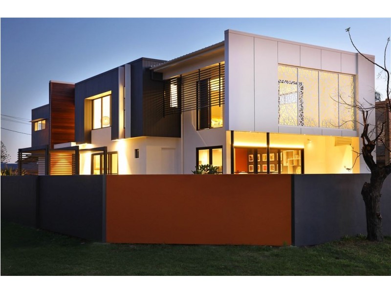 91 Monaco Street, Broadbeach Waters QLD 4218