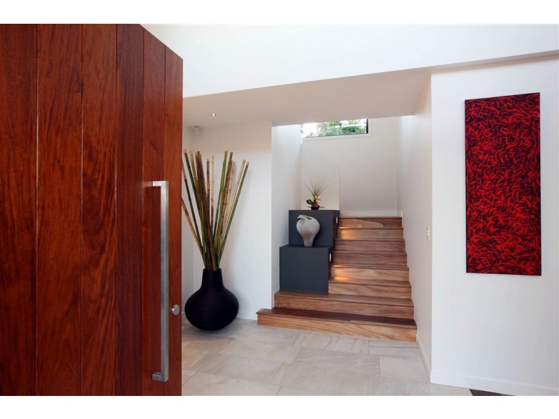 91 Monaco Street, Broadbeach Waters QLD 4218