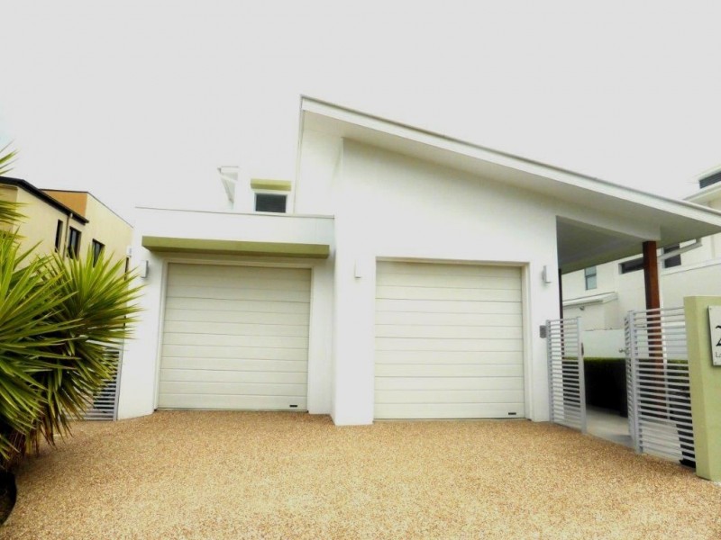 28 Lakelands Drive, Merrimac QLD 4226