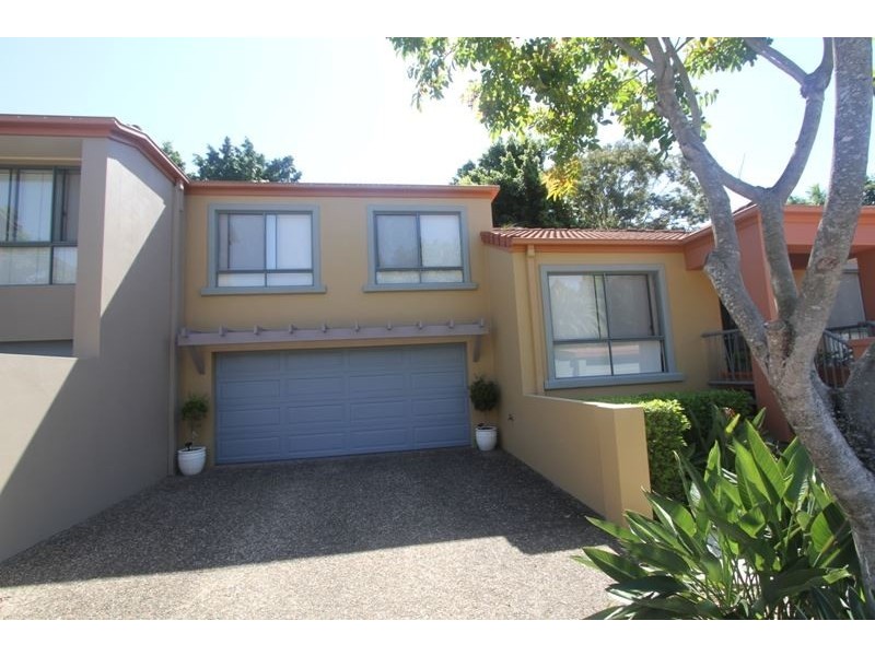 70/20 Fairway Drive, Clear Island Waters QLD 4226