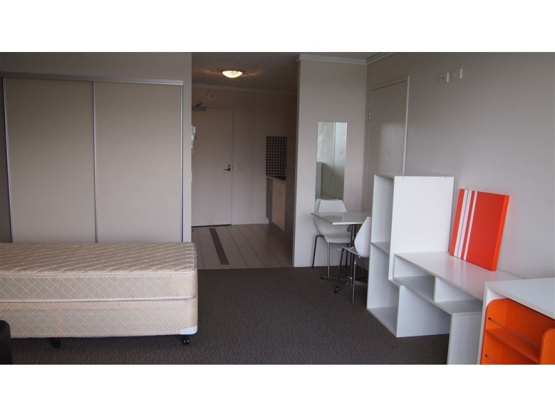525/25 Lake Orr Drive, Varsity Lakes QLD 4227