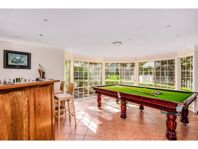 9 Aoki Court, Parkwood QLD 4214