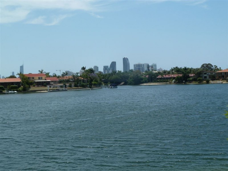 46 Rumrunner Street, Mermaid Waters QLD 4218