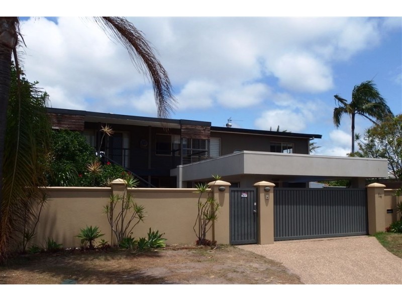 14 Cresta Court, Broadbeach Waters QLD 4218