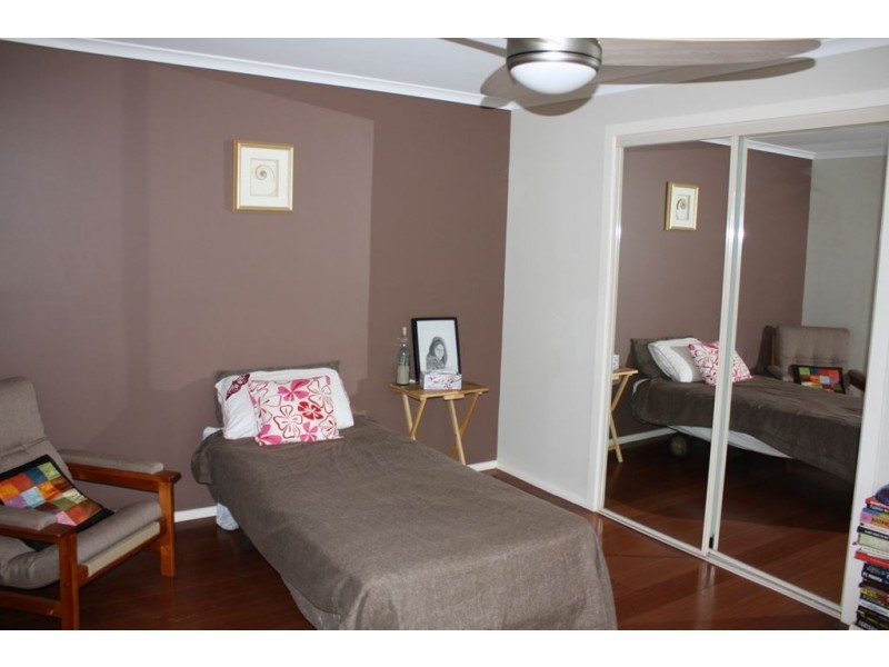 14 Cresta Court, Broadbeach Waters QLD 4218