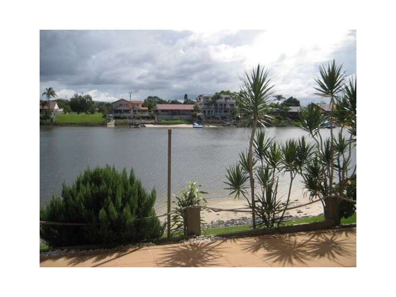 6/20 Aquila Court, Mermaid Waters QLD 4218