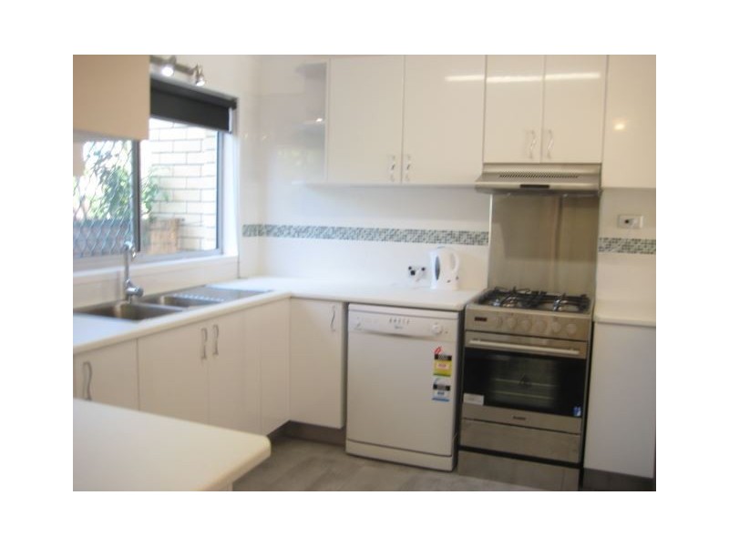 6/20 Aquila Court, Mermaid Waters QLD 4218