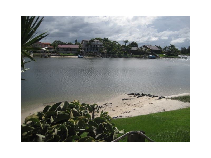 6/20 Aquila Court, Mermaid Waters QLD 4218