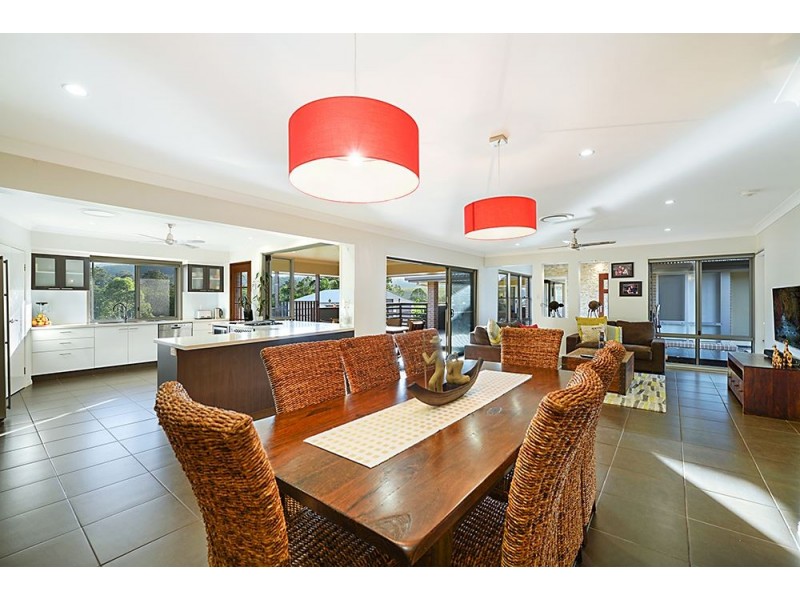 5 Pasture Place, Mount Nathan QLD 4211