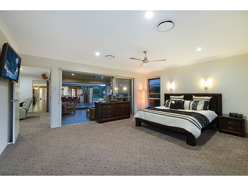 5 Pasture Place, Mount Nathan QLD 4211