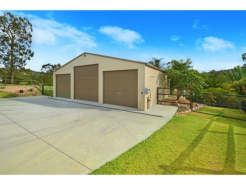 5 Pasture Place, Mount Nathan QLD 4211