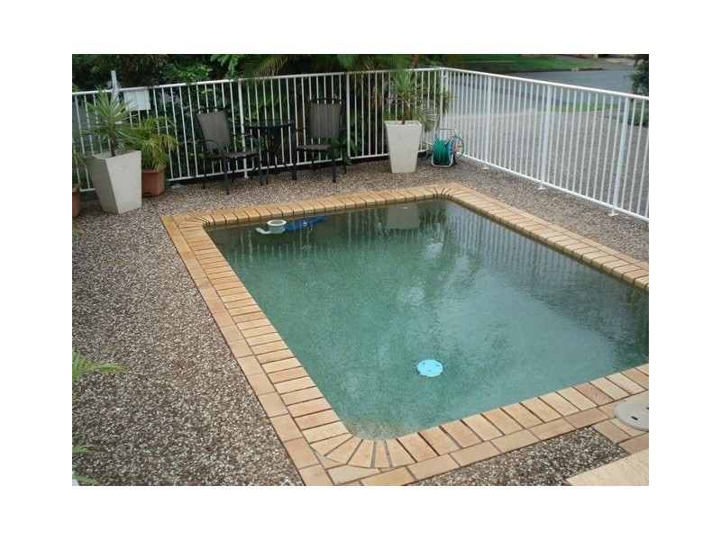 18/14 Darrambal Street, Surfers Paradise QLD 4217