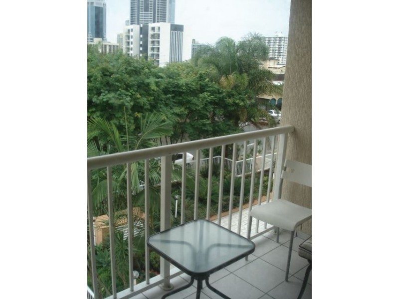 18/14 Darrambal Street, Surfers Paradise QLD 4217