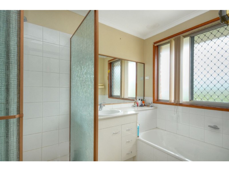 12 Volante Crescent, Mermaid Waters QLD 4218