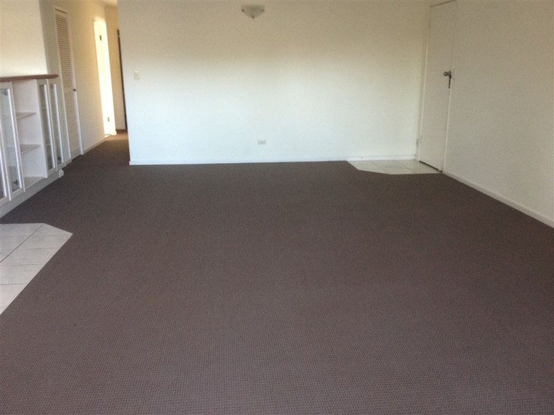 30 Bordeaux Parade, Mermaid Waters QLD 4218