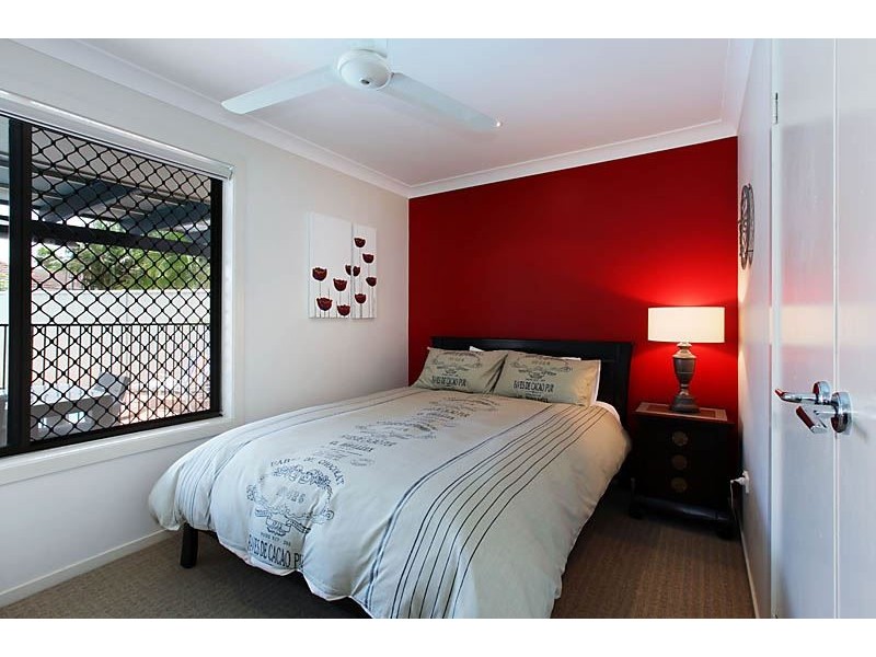 18 Willis Court, Mermaid Waters QLD 4218