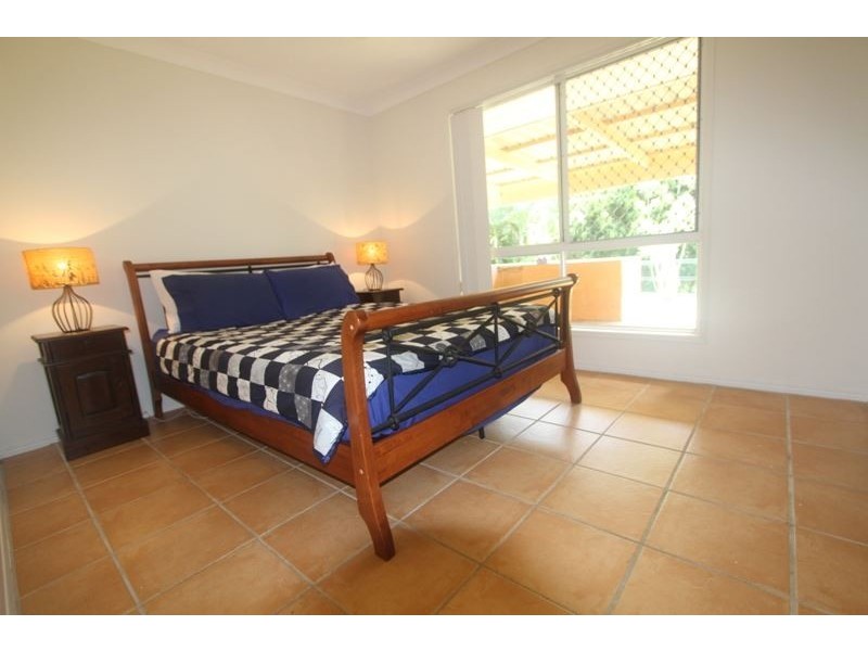 8 Edelsten Court, Carrara QLD 4211