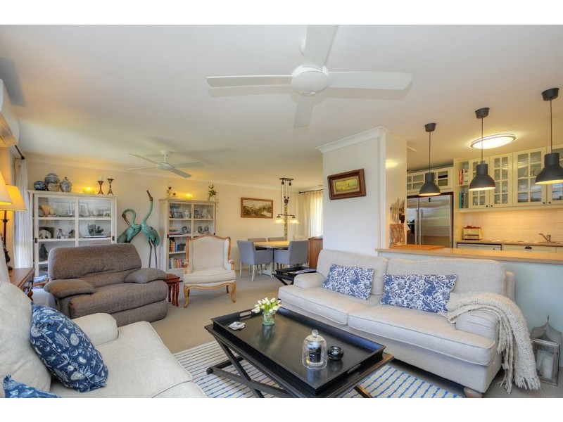 1024/6 Crestridge Crescent, Oxenford QLD 4210