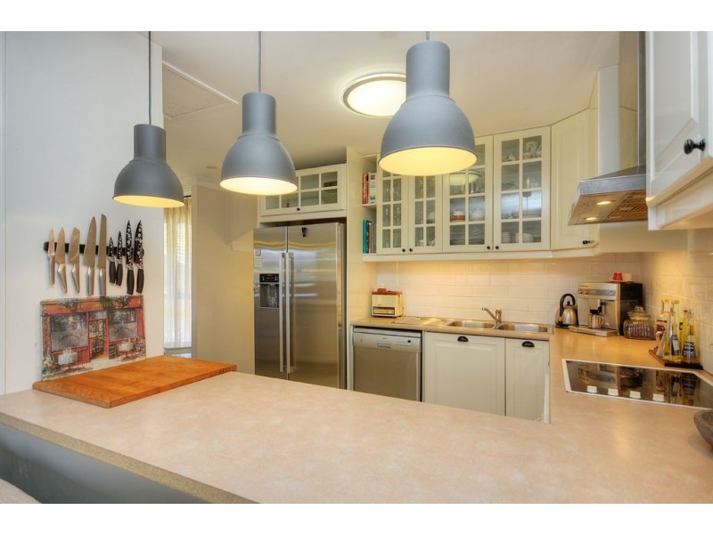 1024/6 Crestridge Crescent, Oxenford QLD 4210