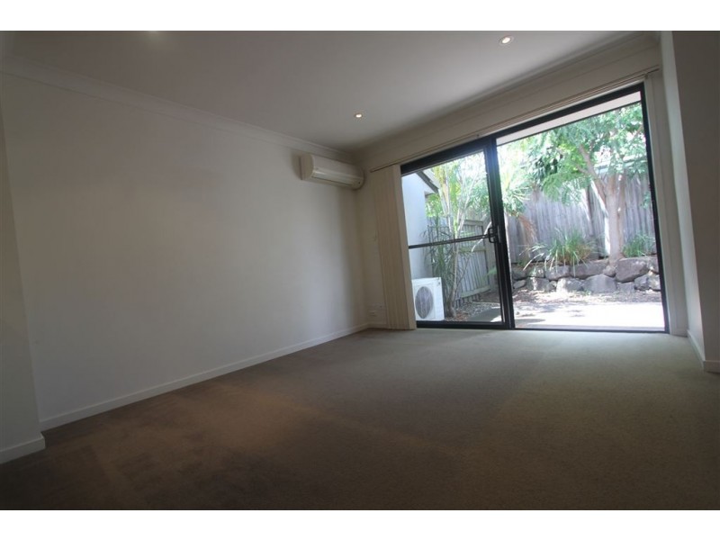 7/15 Ancona Street, Carrara QLD 4211
