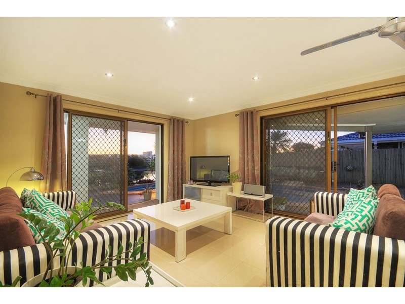 38 Thompson Street, Biggera Waters QLD 4216