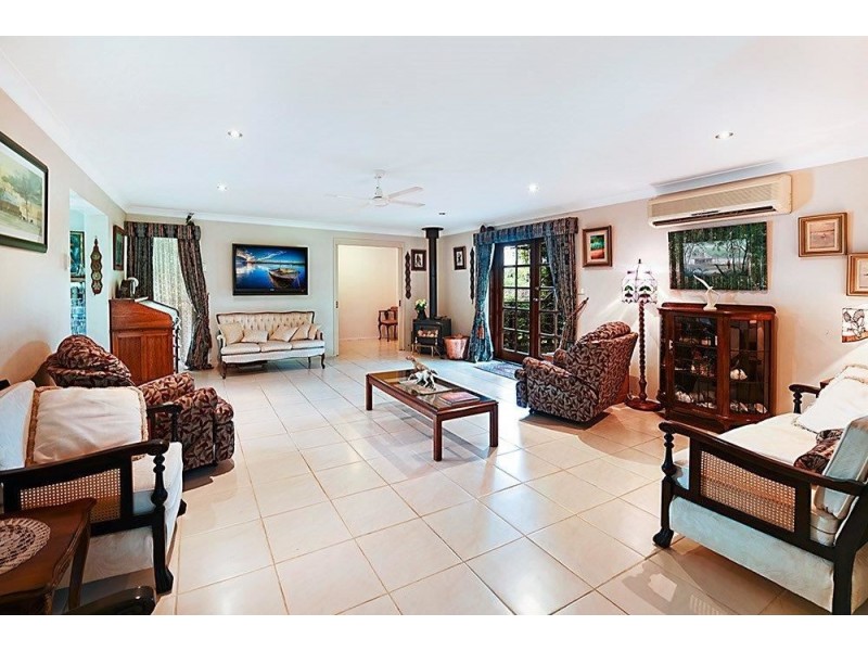 6 Kurilpa Street, Worongary QLD 4213