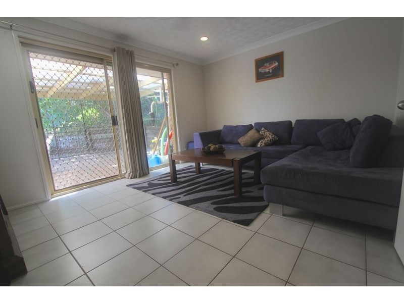 1 Bunbury Court, Elanora QLD 4221